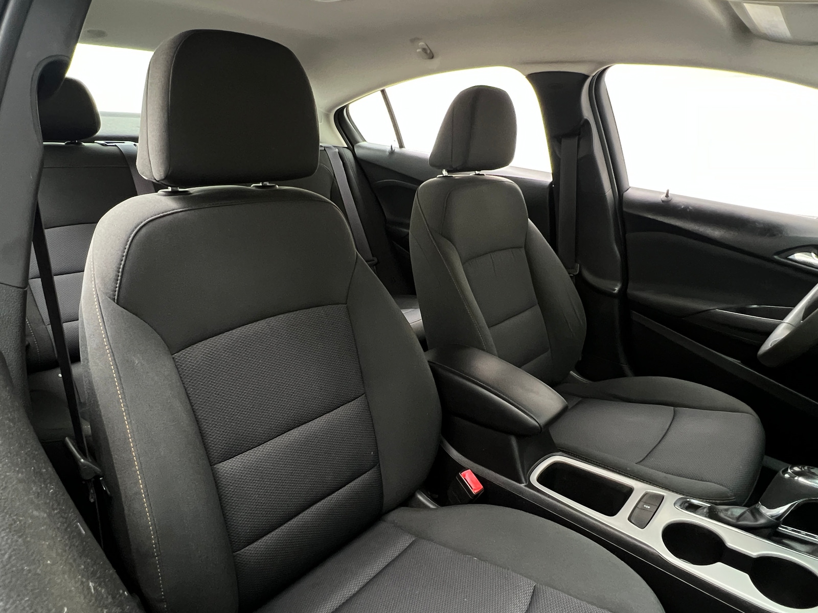 Thumbnail: 2016 Chevrolet Cruze - 2