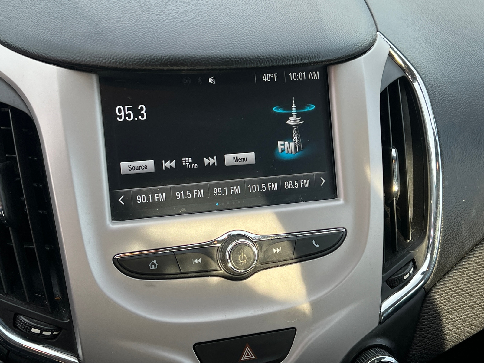 Thumbnail: 2016 Chevrolet Cruze - 4