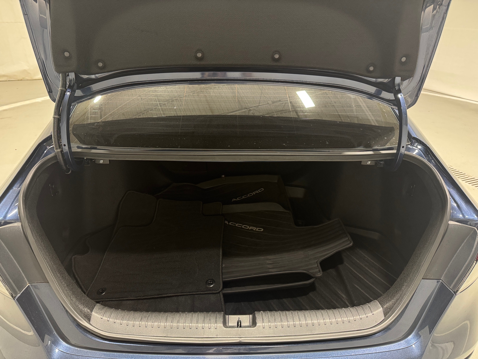 Thumbnail: 2023 Honda Accord - 6