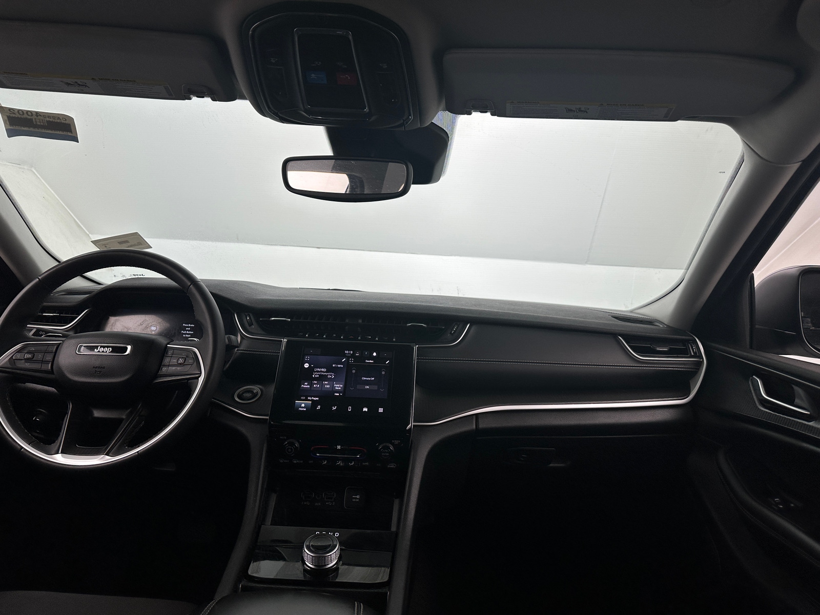 Thumbnail: 2023 Jeep Grand Cherokee L - 3