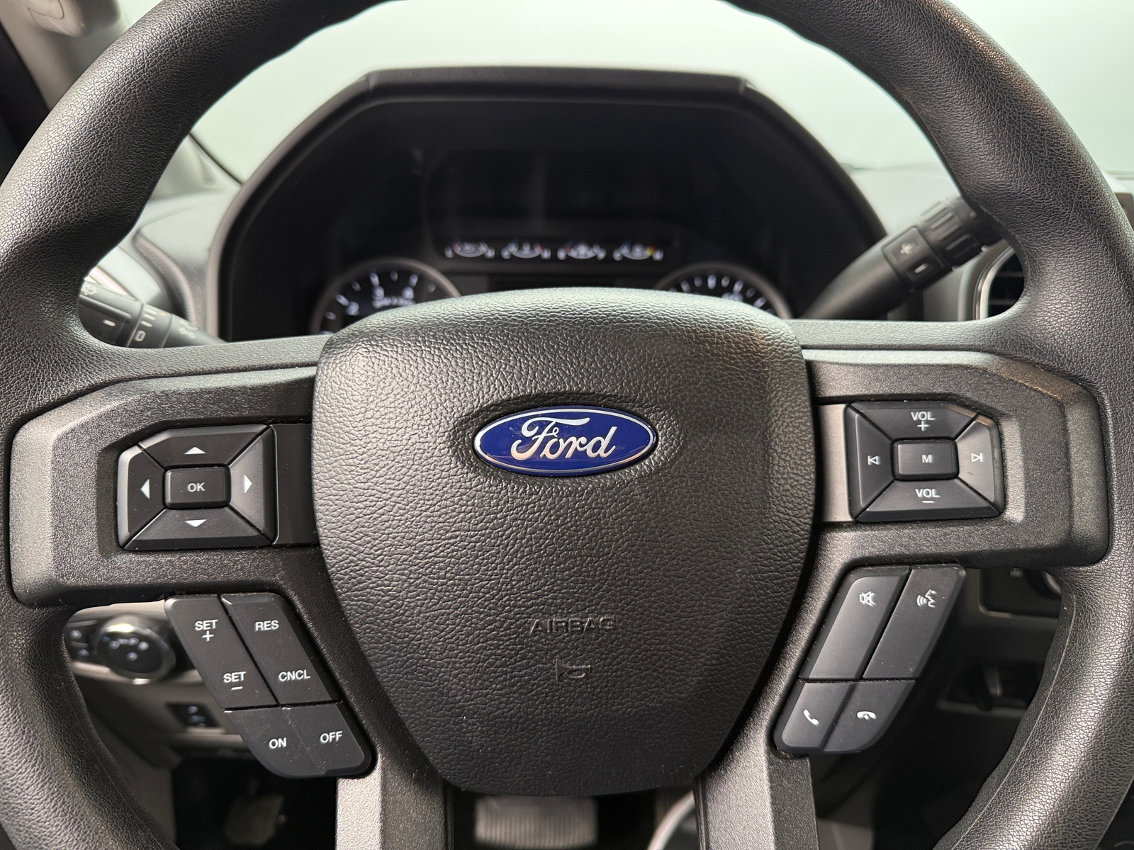 Thumbnail: 2017 Ford Econoline - 5