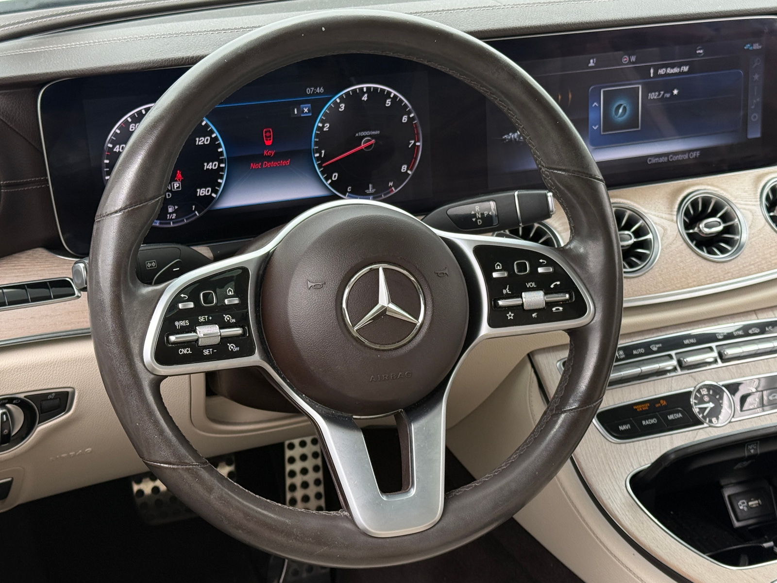 Thumbnail: 2020 Mercedes-Benz E-Class - 3