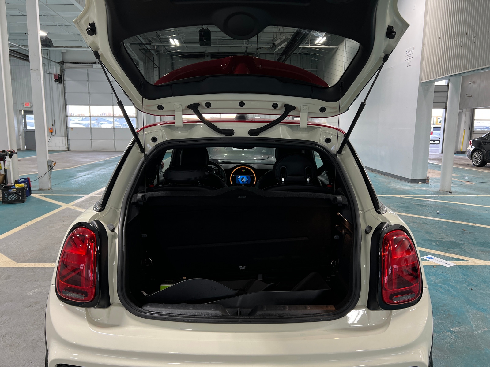 Thumbnail: 2020 MINI Cooper Hardtop - 7