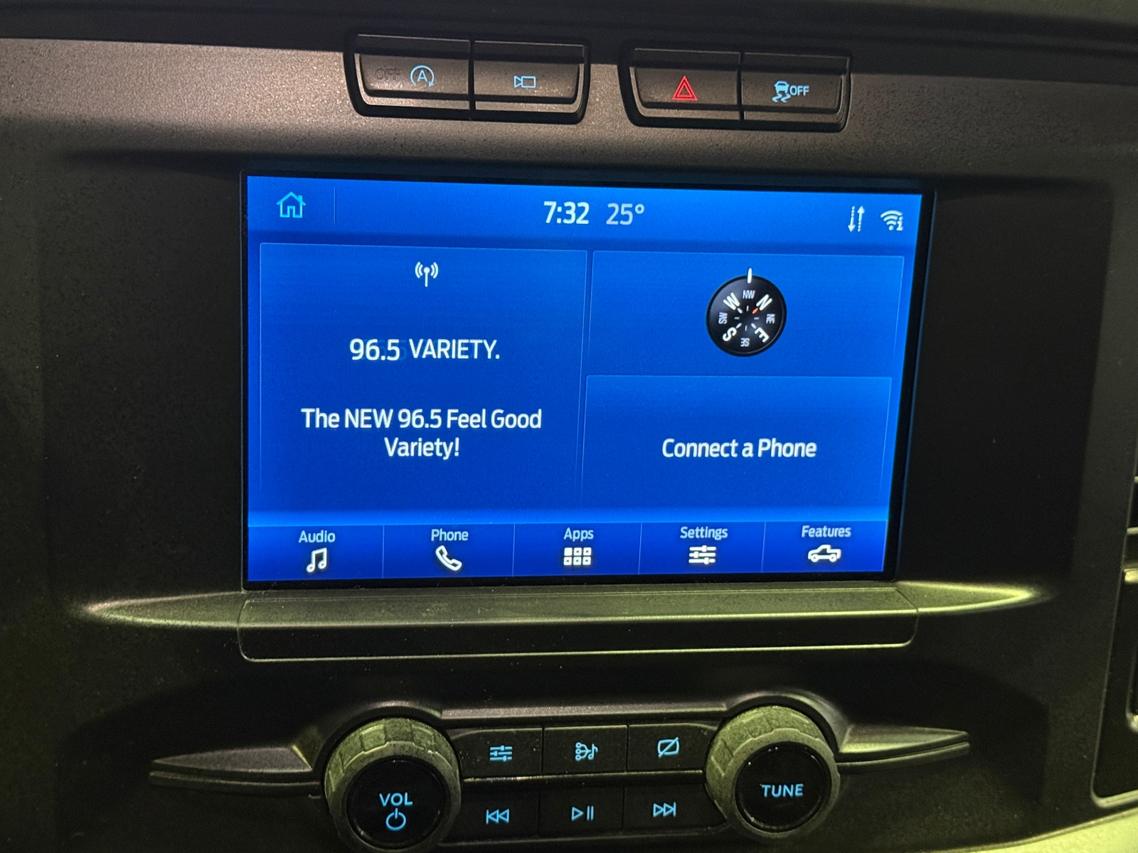 Thumbnail: 2021 Ford Econoline - 4