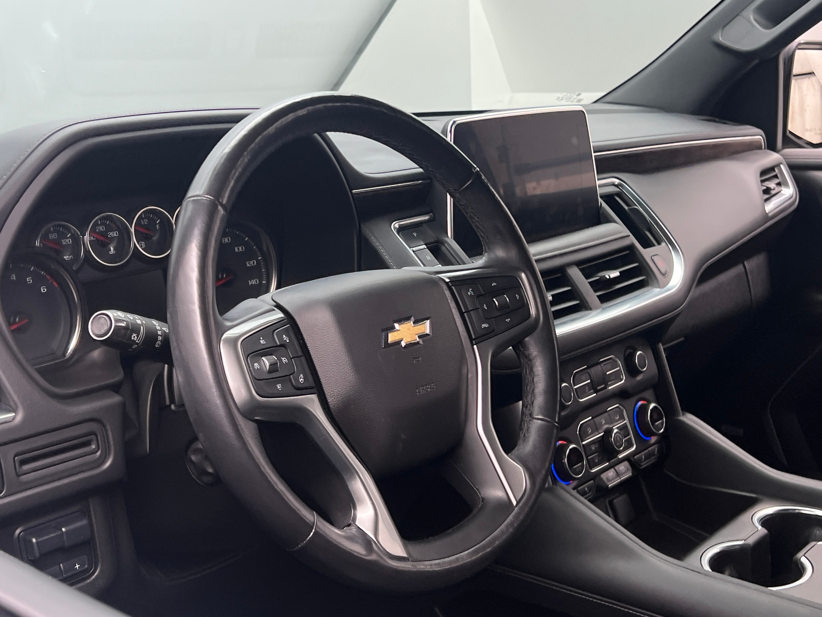 Thumbnail: 2021 Chevrolet Tahoe - 4