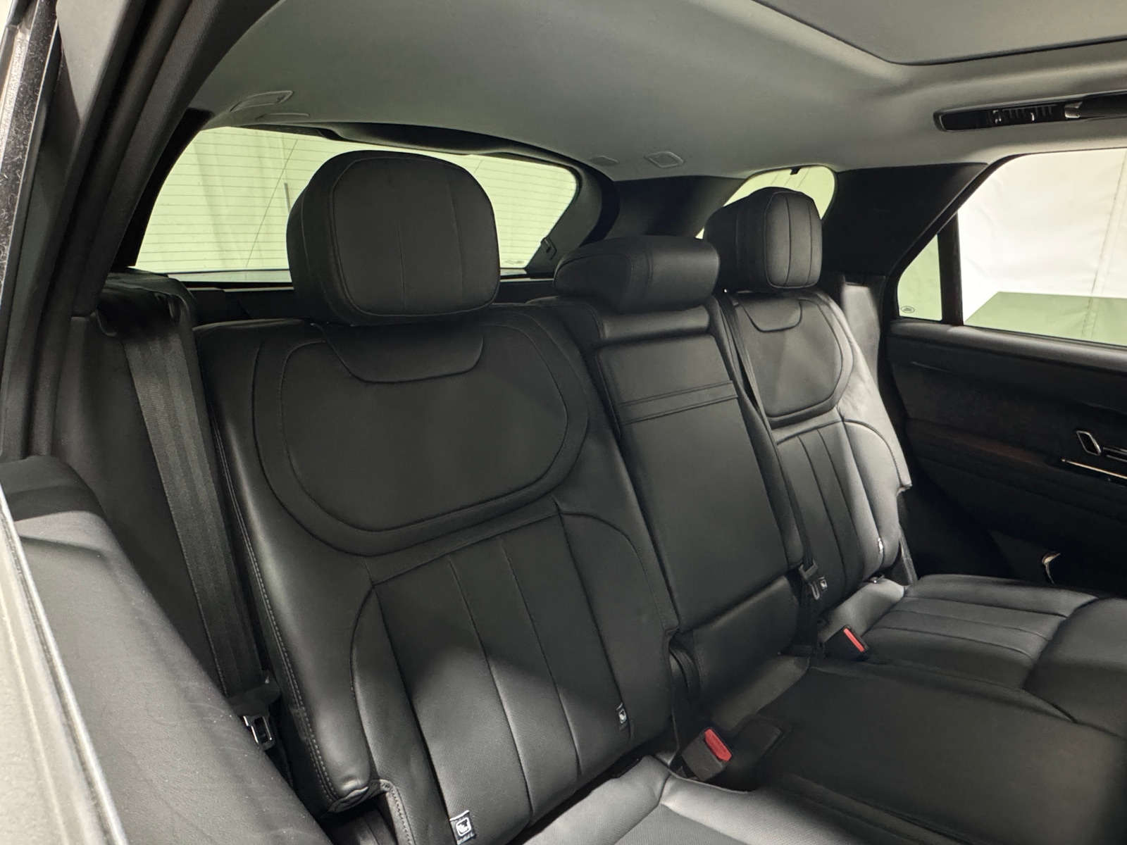 Thumbnail: 2024 Land Rover Range Rover Sport - 5