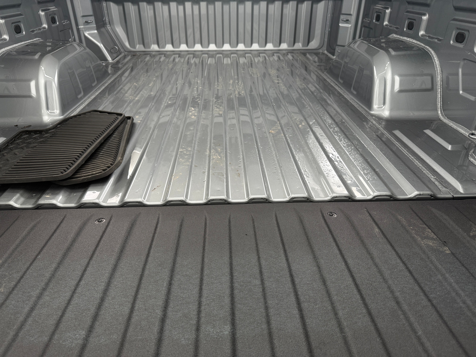 Thumbnail: 2025 Chevrolet Silverado 1500 - 6