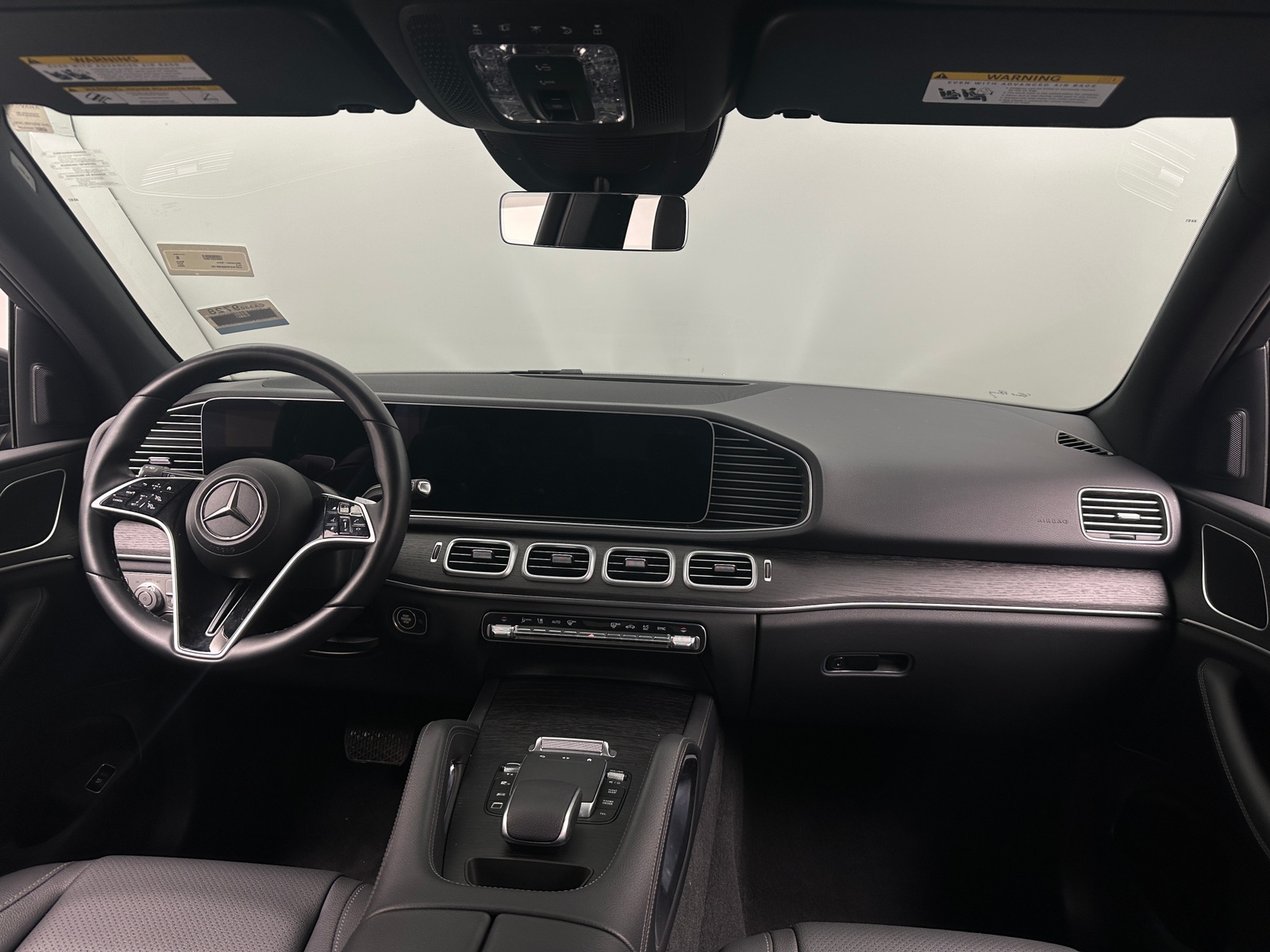 Thumbnail: 2025 Mercedes-Benz GLE - 2