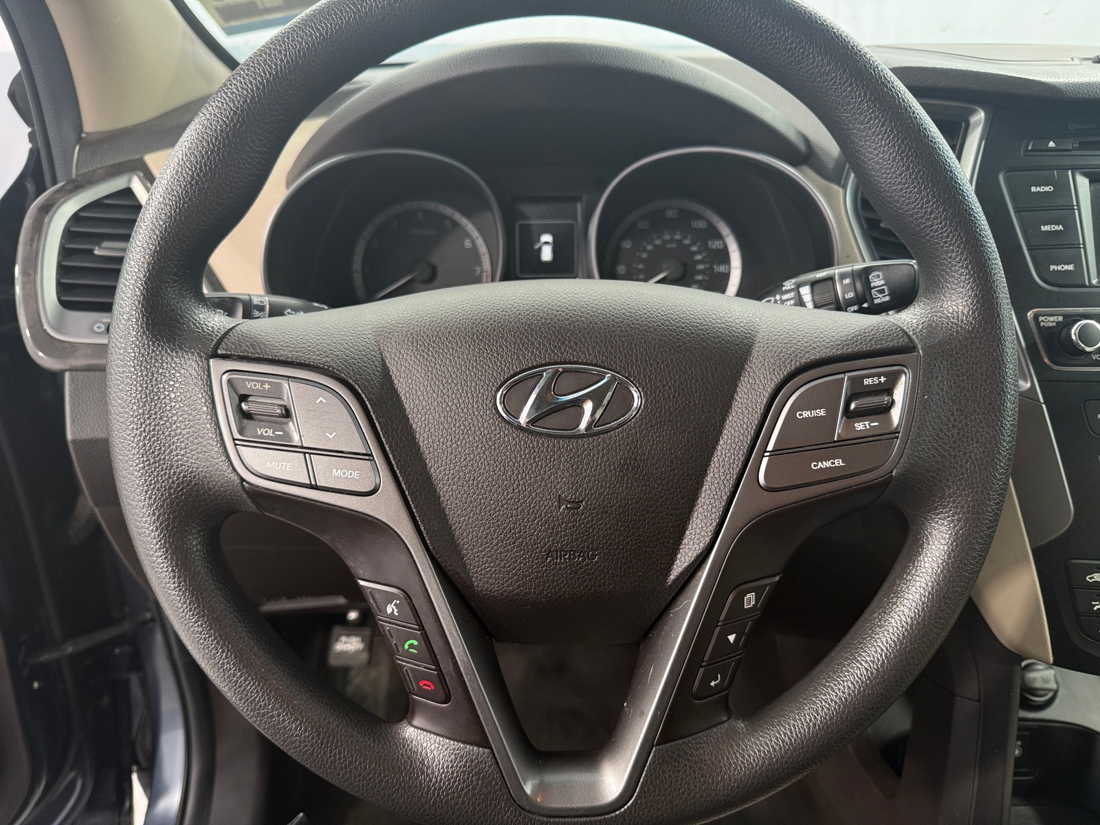 Thumbnail: 2018 Hyundai Santa Fe - 5