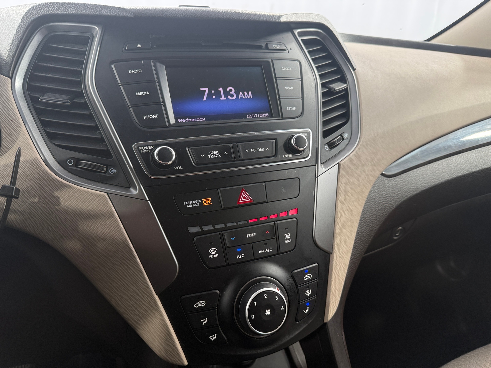 Thumbnail: 2018 Hyundai Santa Fe - 4