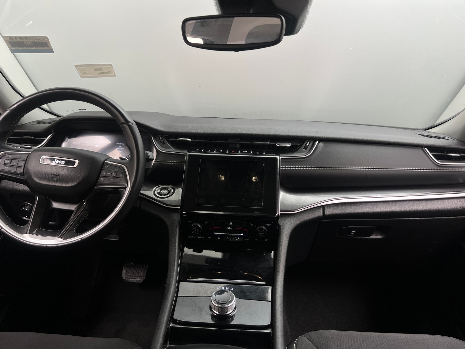 Thumbnail: 2022 Jeep Grand Cherokee L - 3