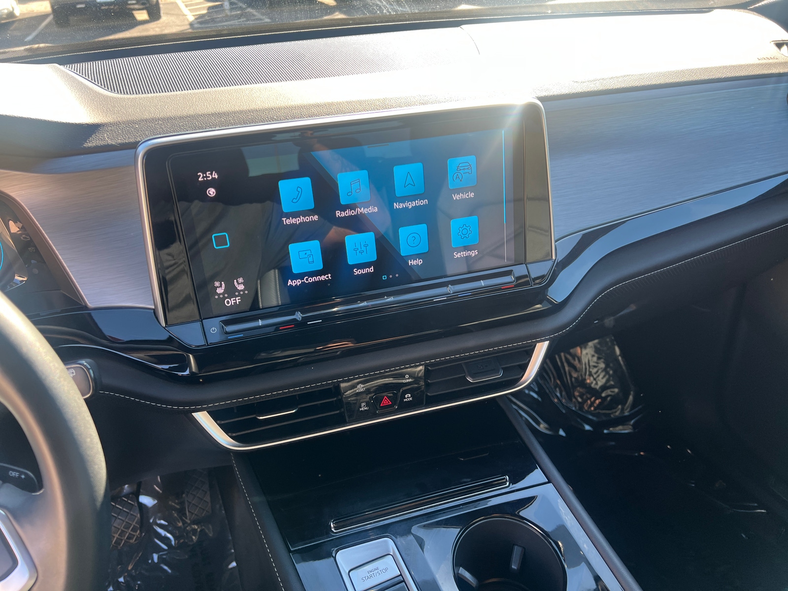 Thumbnail: 2025 Volkswagen Atlas - 3