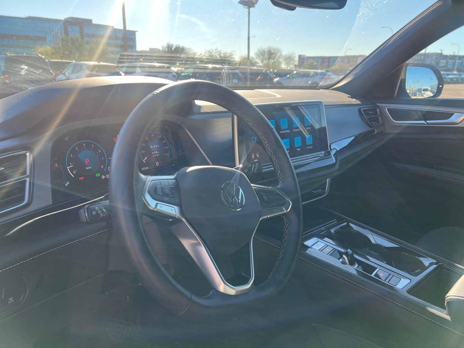 Thumbnail: 2025 Volkswagen Atlas - 4