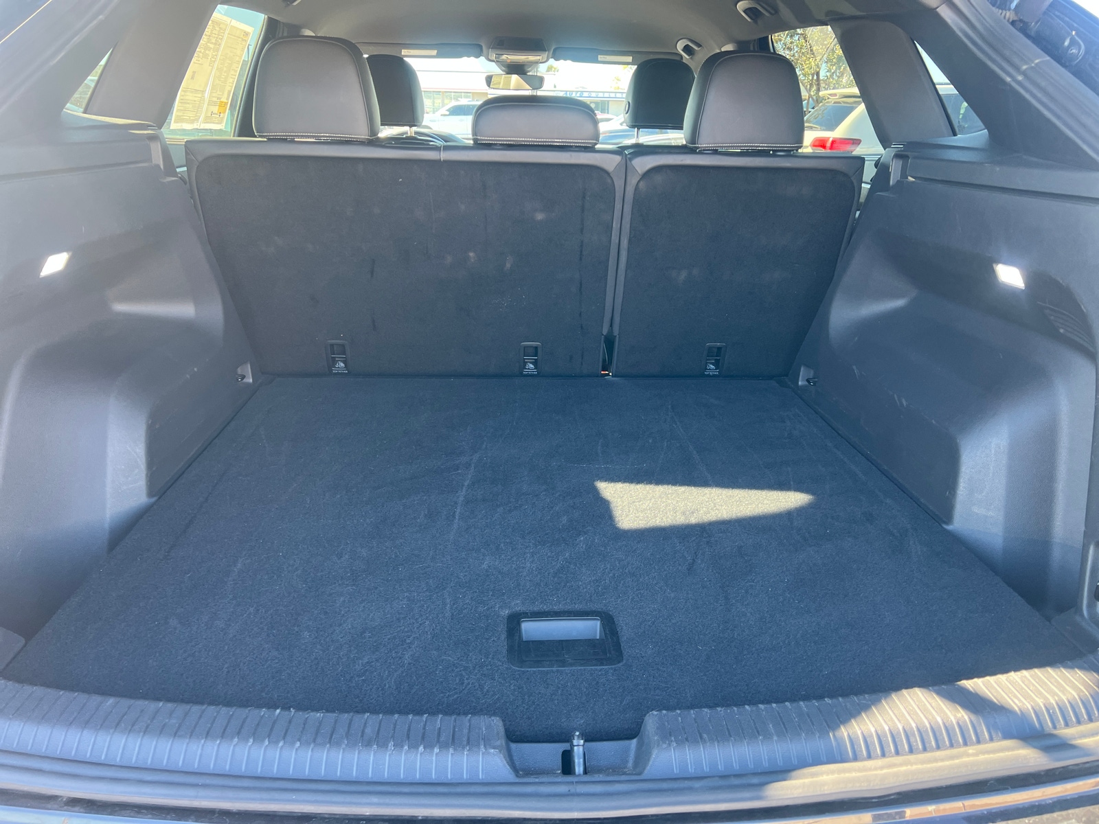 Thumbnail: 2025 Volkswagen Atlas - 5