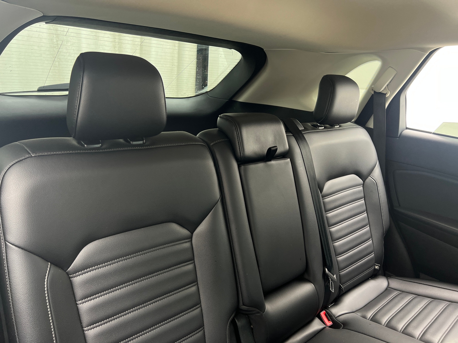 Thumbnail: 2022 Ford Edge - 5