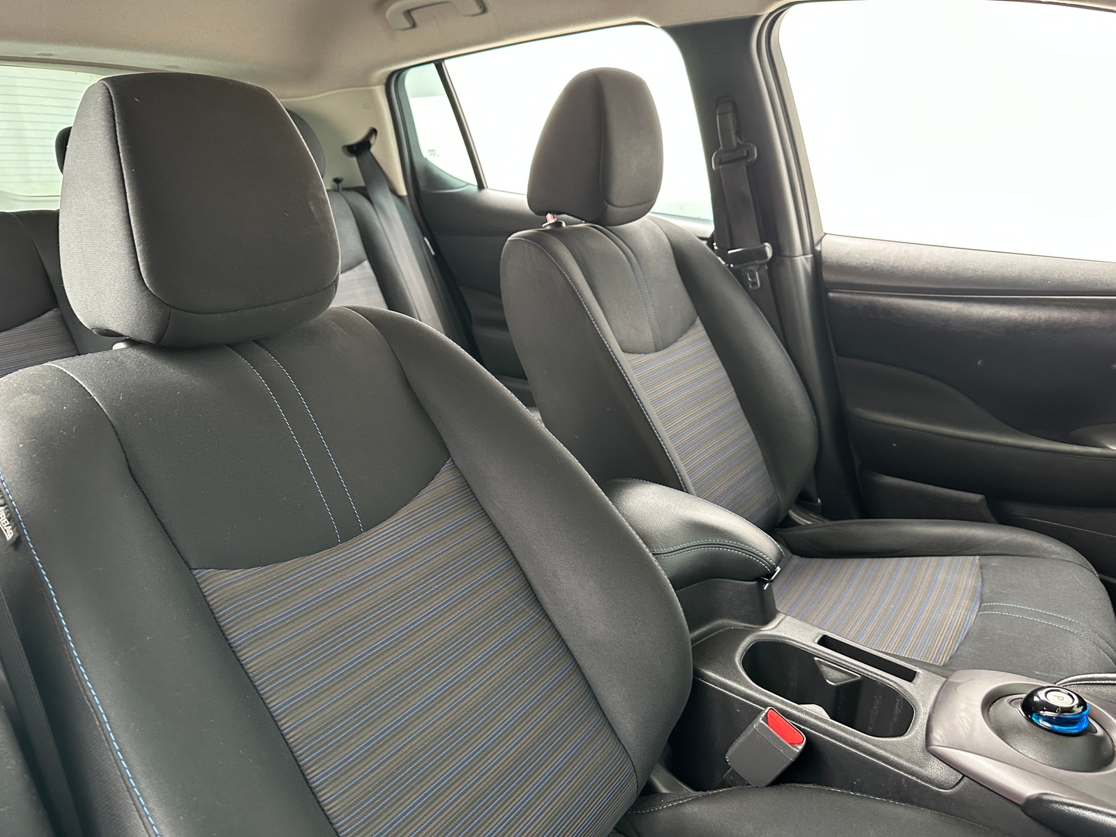 Thumbnail: 2022 Nissan Leaf - 2