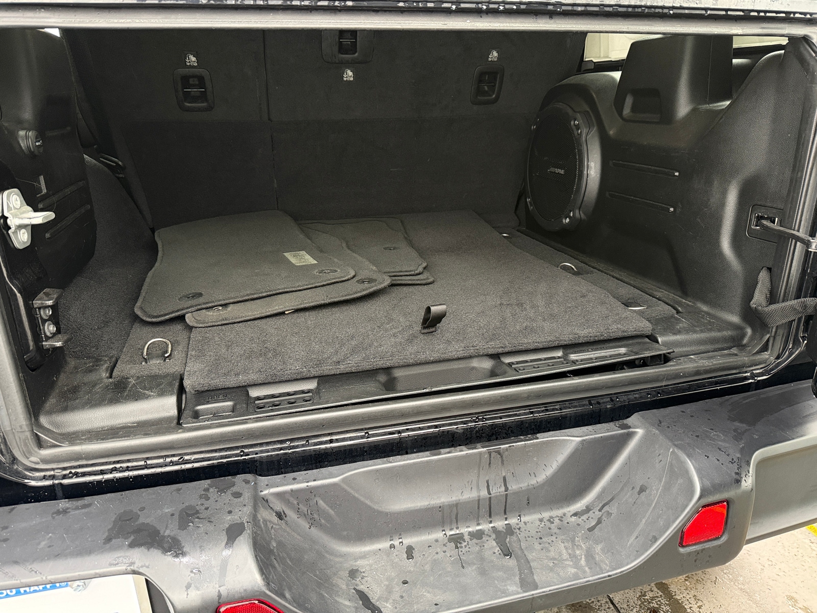 Thumbnail: 2021 Jeep Wrangler - 6