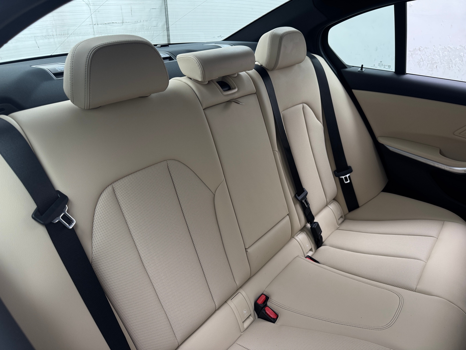 Thumbnail: 2025 BMW 3 Series - 6