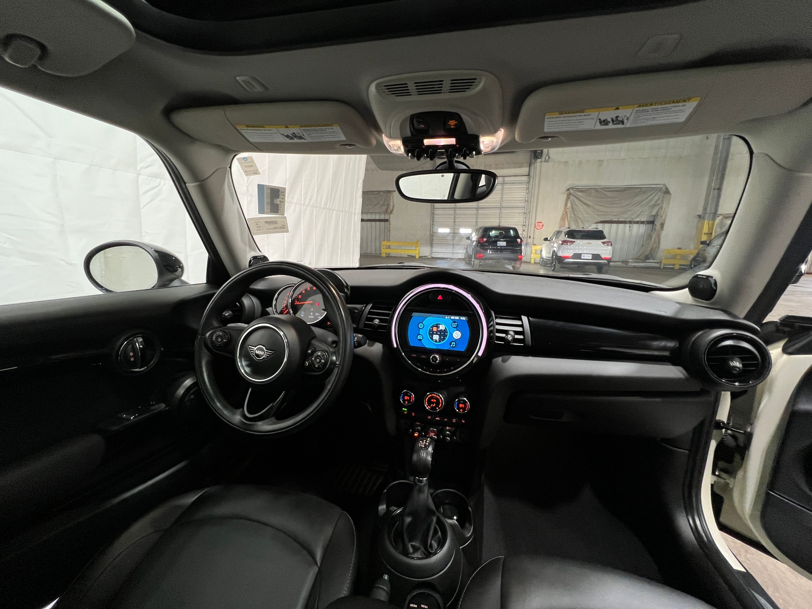 Thumbnail: 2019 MINI Cooper Hardtop - 2