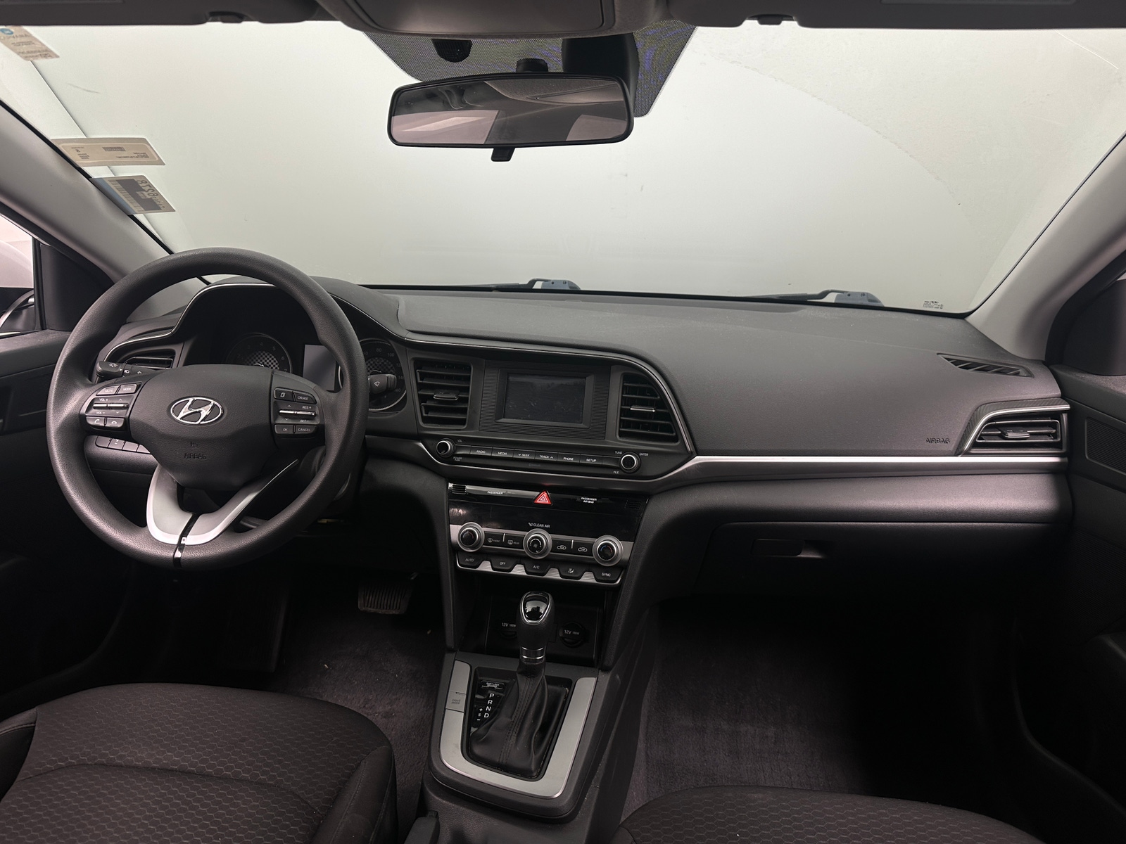 Thumbnail: 2020 Hyundai Elantra - 3