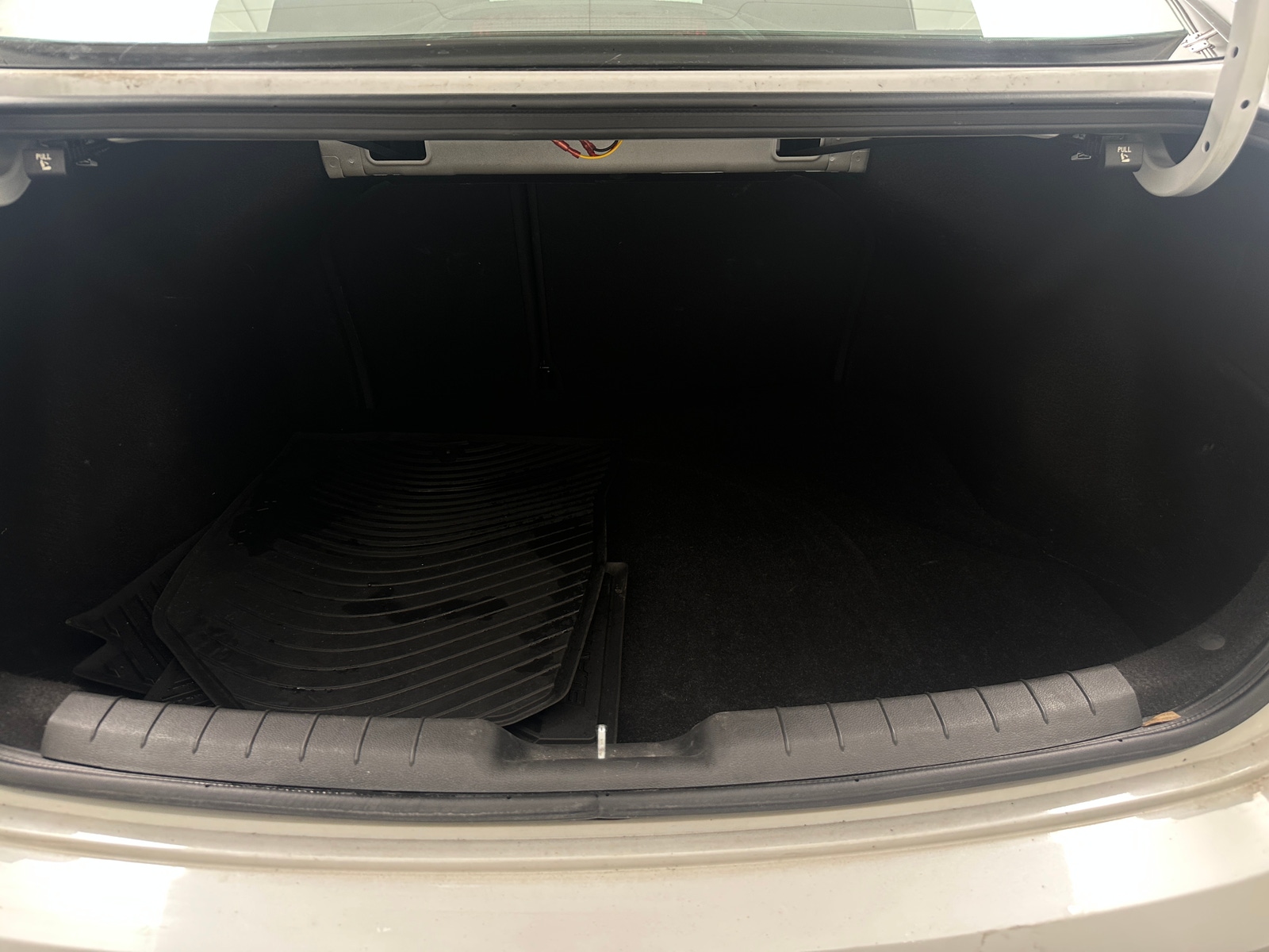 Thumbnail: 2020 Hyundai Elantra - 7