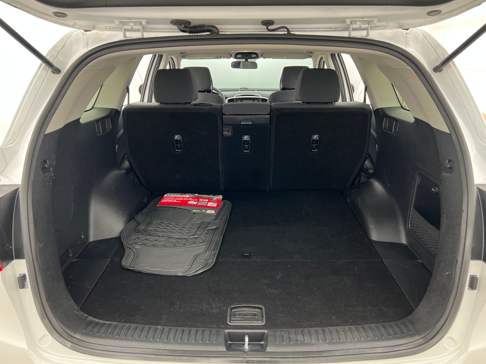 Thumbnail: 2016 Kia Sorento - 7