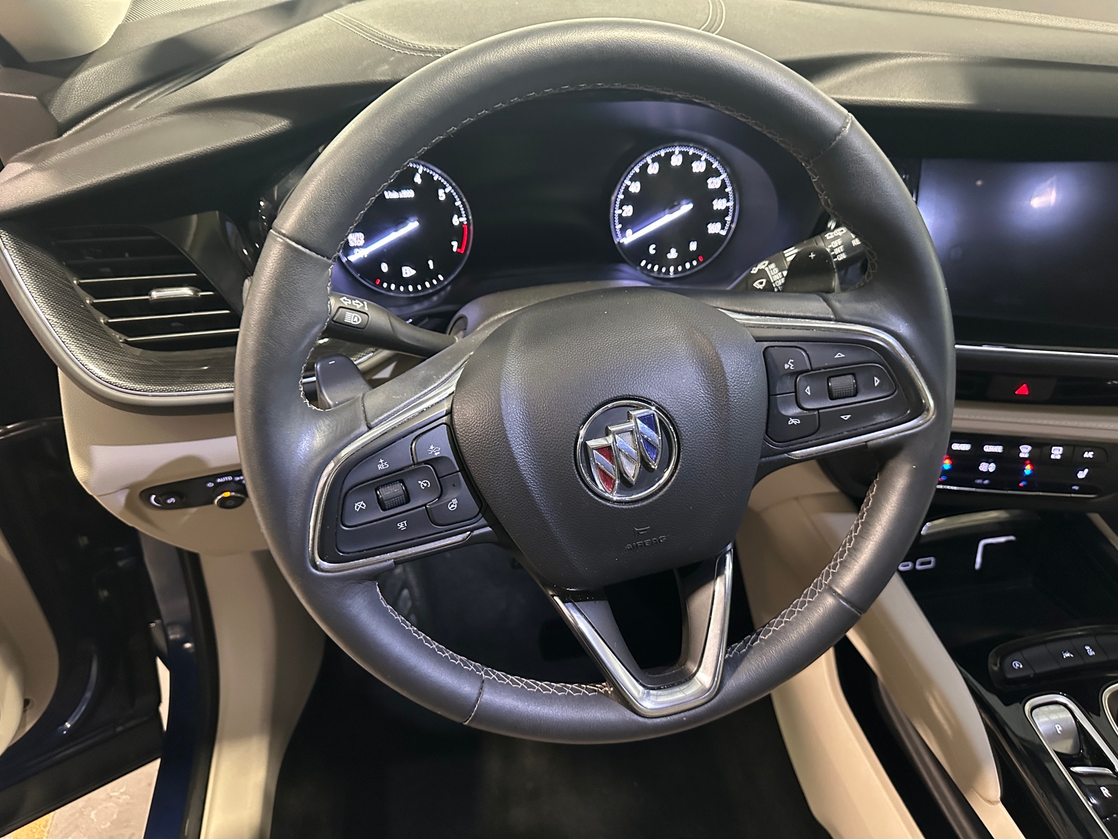 Thumbnail: 2022 Buick Envision - 4