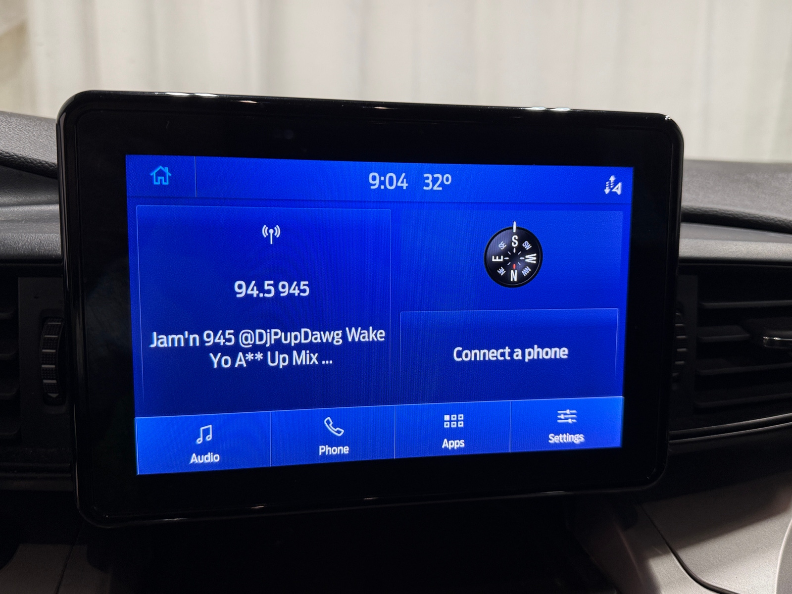 Thumbnail: 2021 Ford Explorer - 4