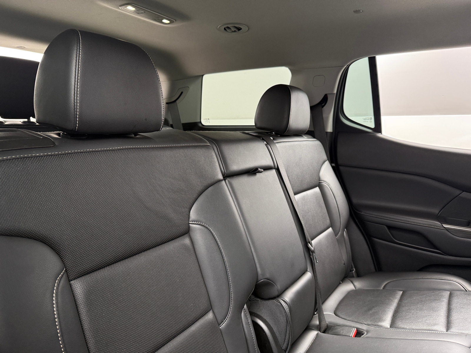 Thumbnail: 2023 GMC Acadia - 5