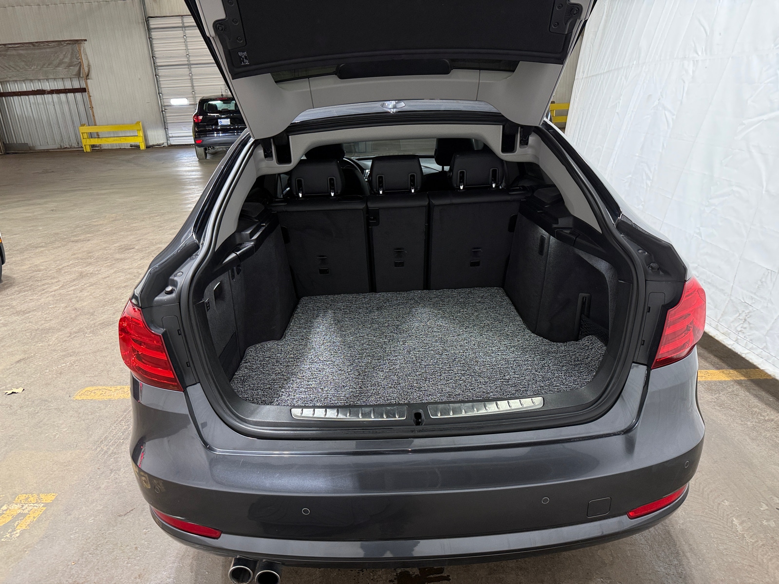 Thumbnail: 2014 BMW 3 Series - 6