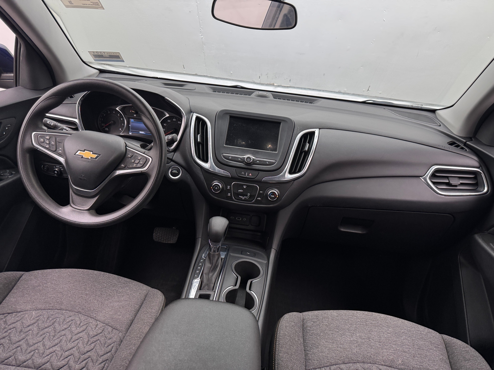 Thumbnail: 2023 Chevrolet Equinox - 3