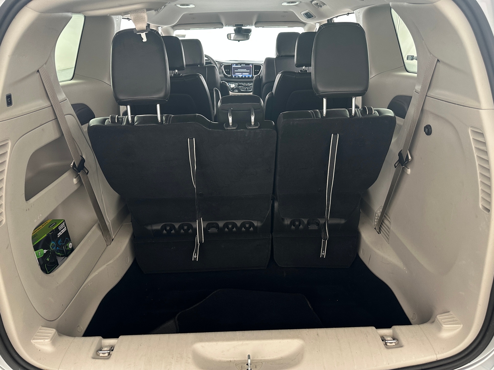 Thumbnail: 2024 Chrysler Pacifica - 6