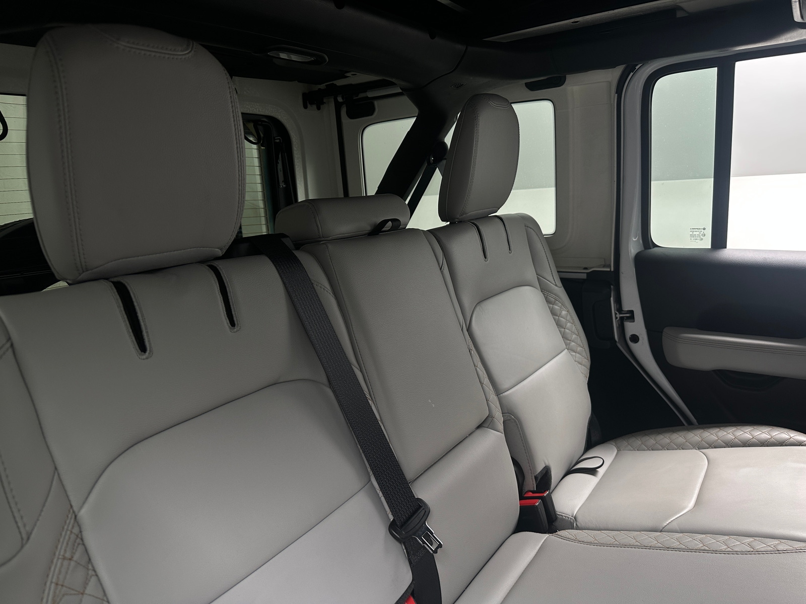 Thumbnail: 2021 Jeep Wrangler - 5