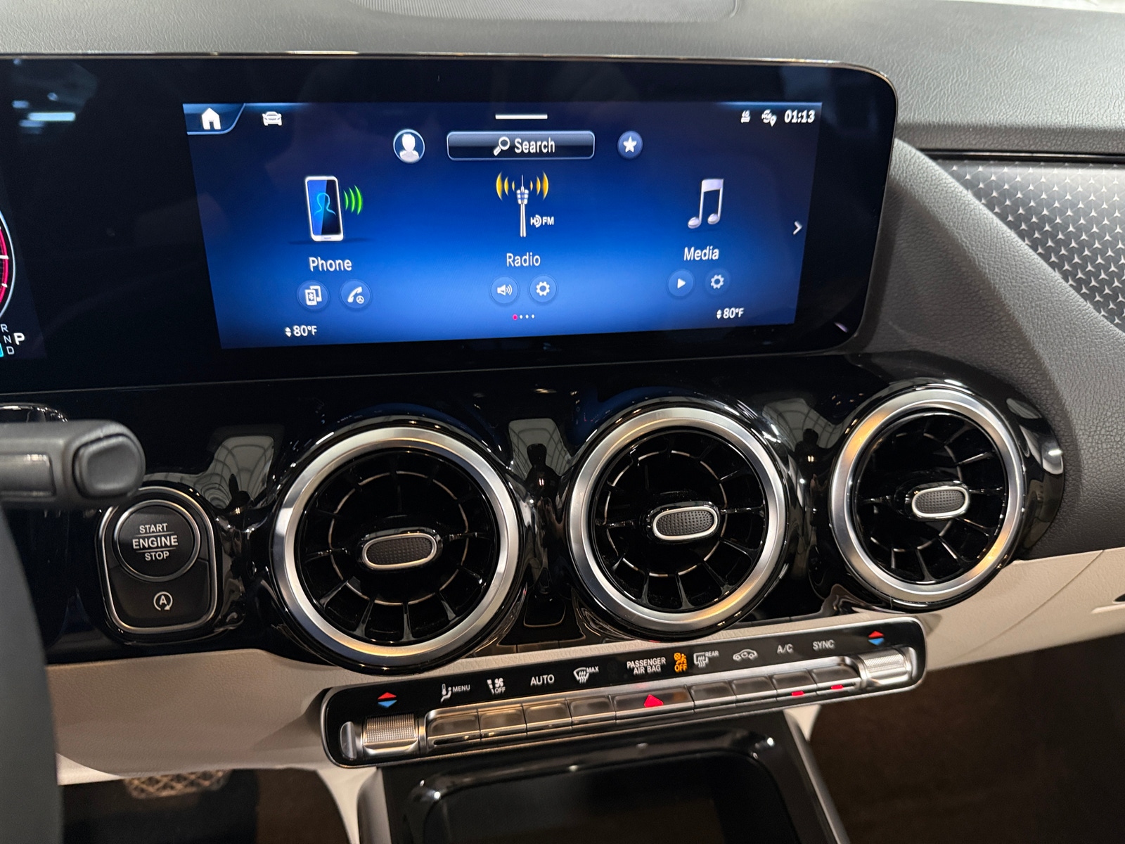 Thumbnail: 2025 Mercedes-Benz GLA - 3