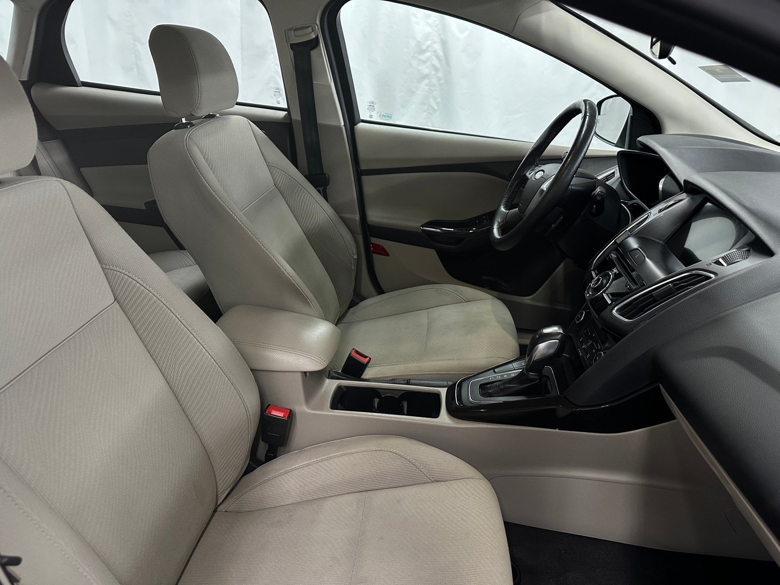 Thumbnail: 2017 Ford Focus - 2