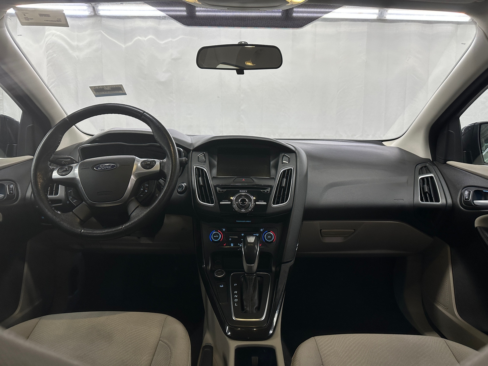 Thumbnail: 2017 Ford Focus - 3