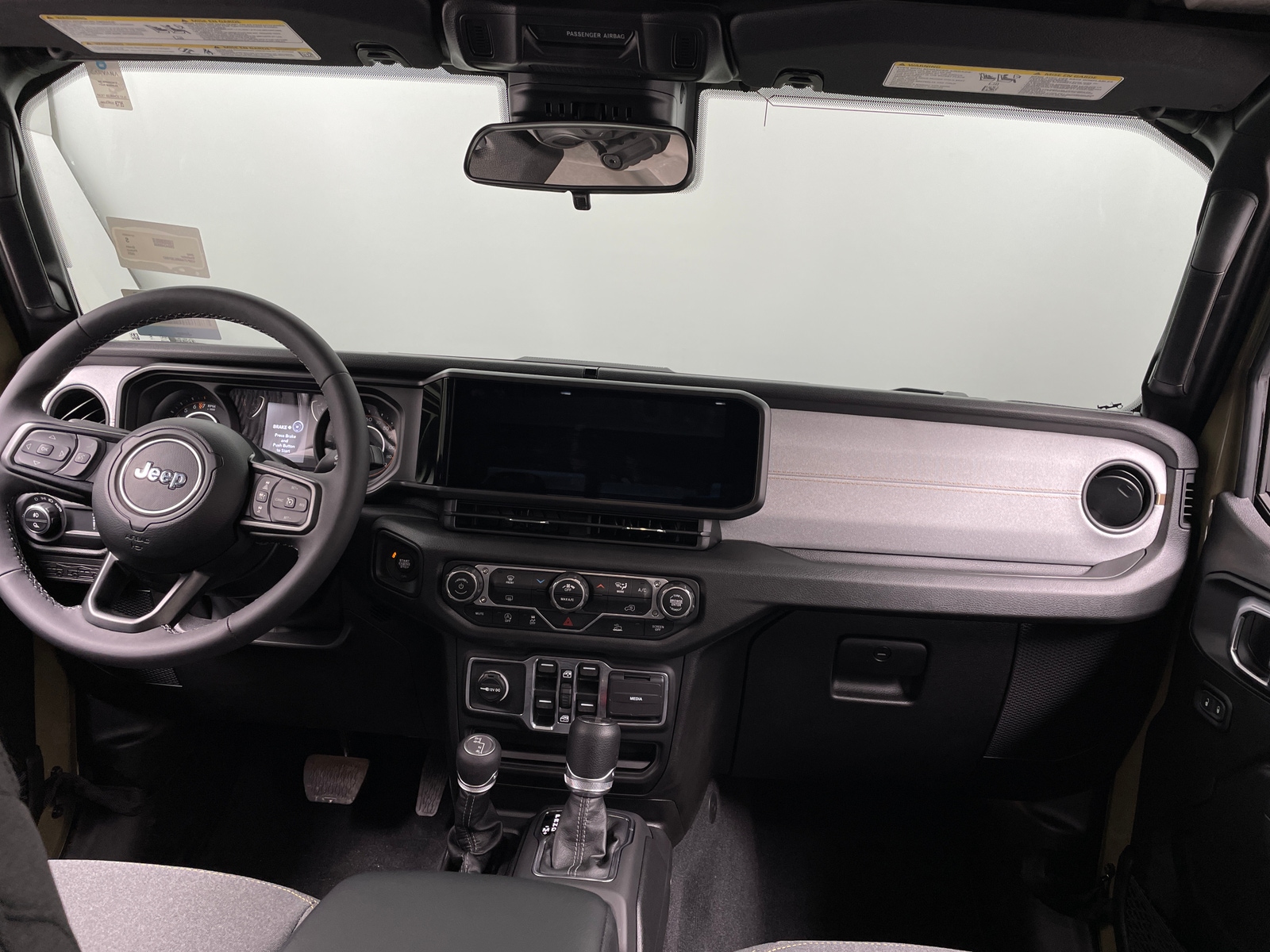 Thumbnail: 2025 Jeep Gladiator - 3