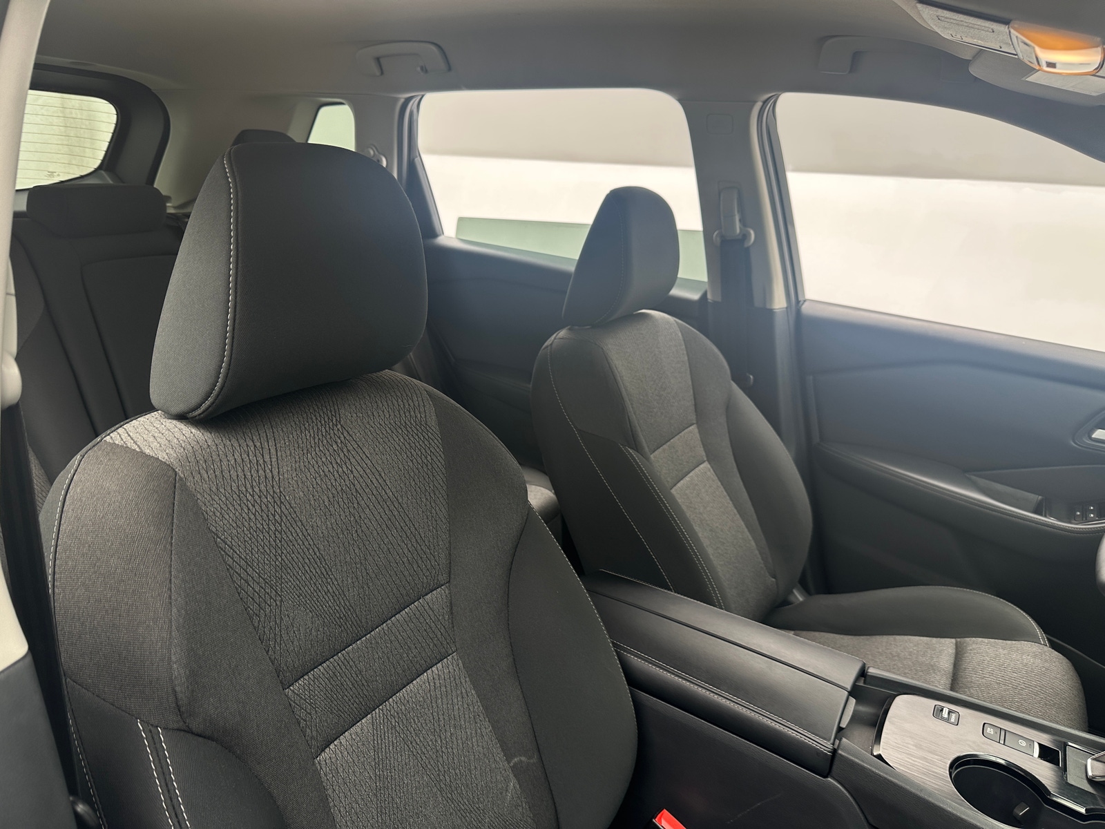 Thumbnail: 2025 Nissan Rogue - 2