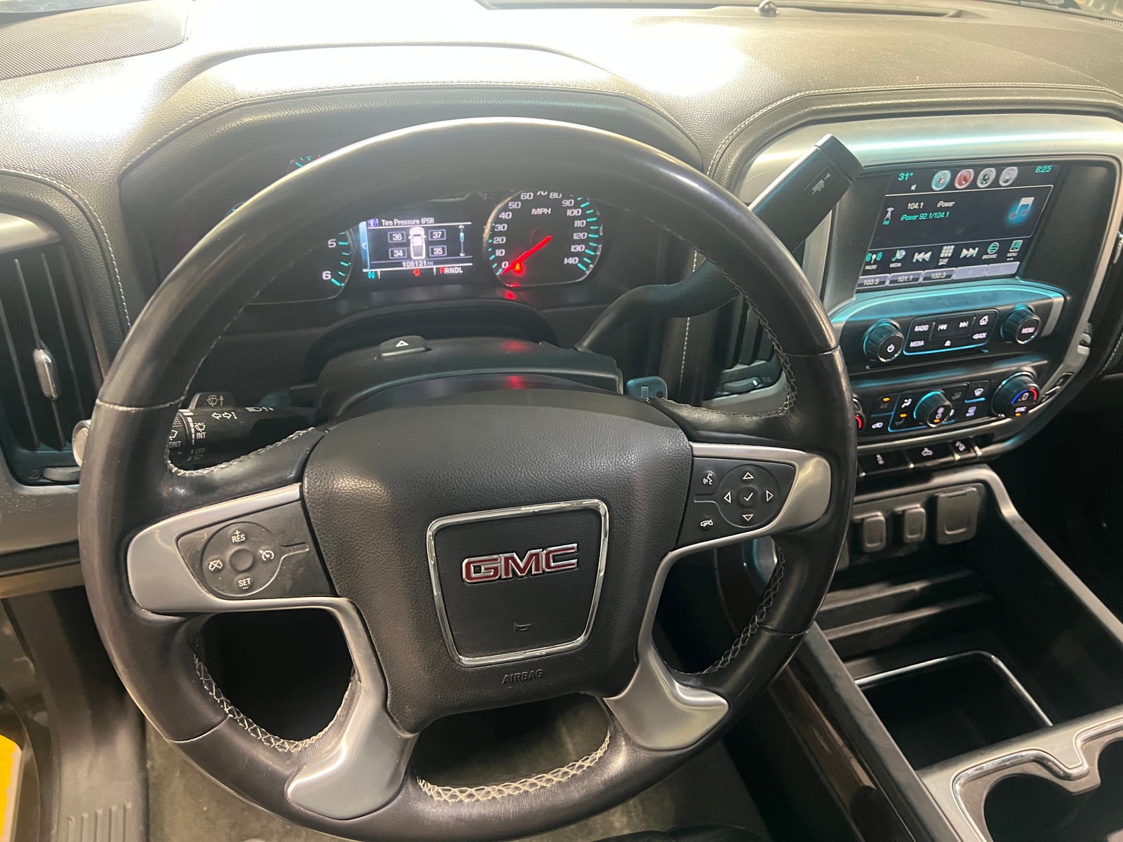 Thumbnail: 2017 GMC Sierra 1500 - 4