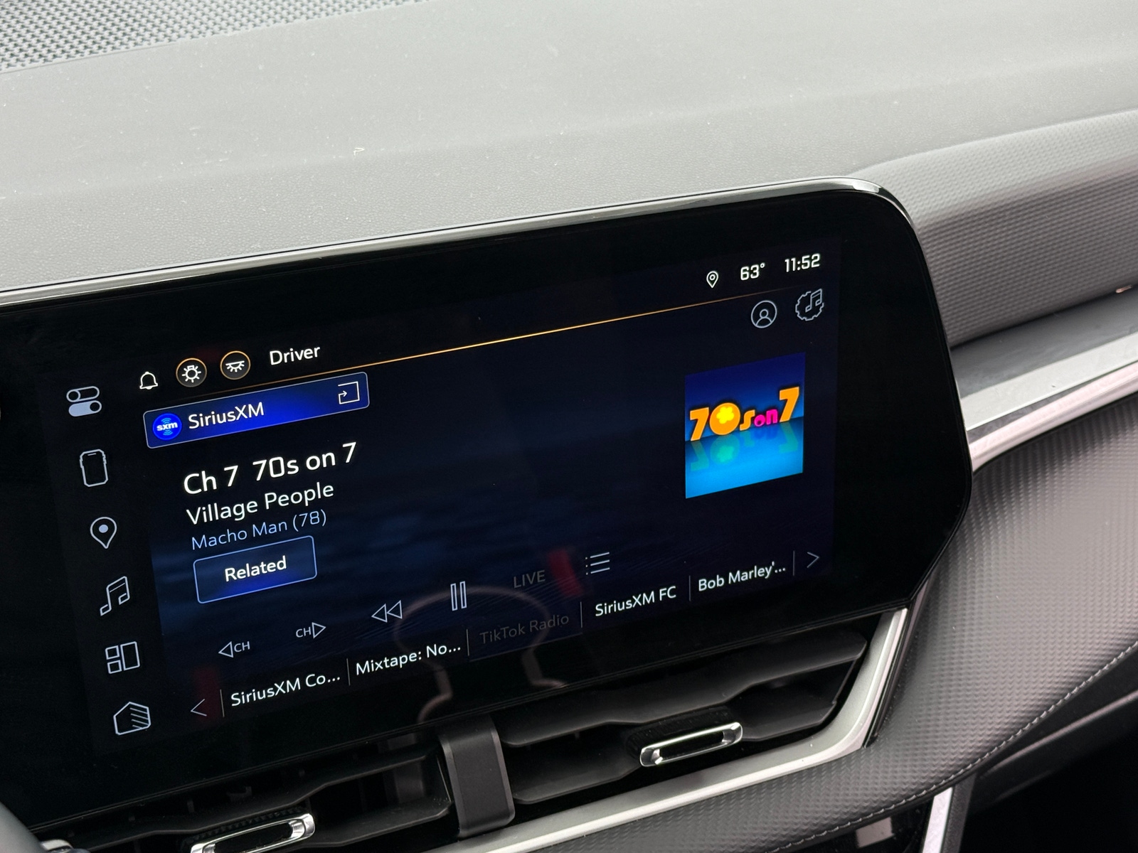 Thumbnail: 2025 Chevrolet Equinox - 4