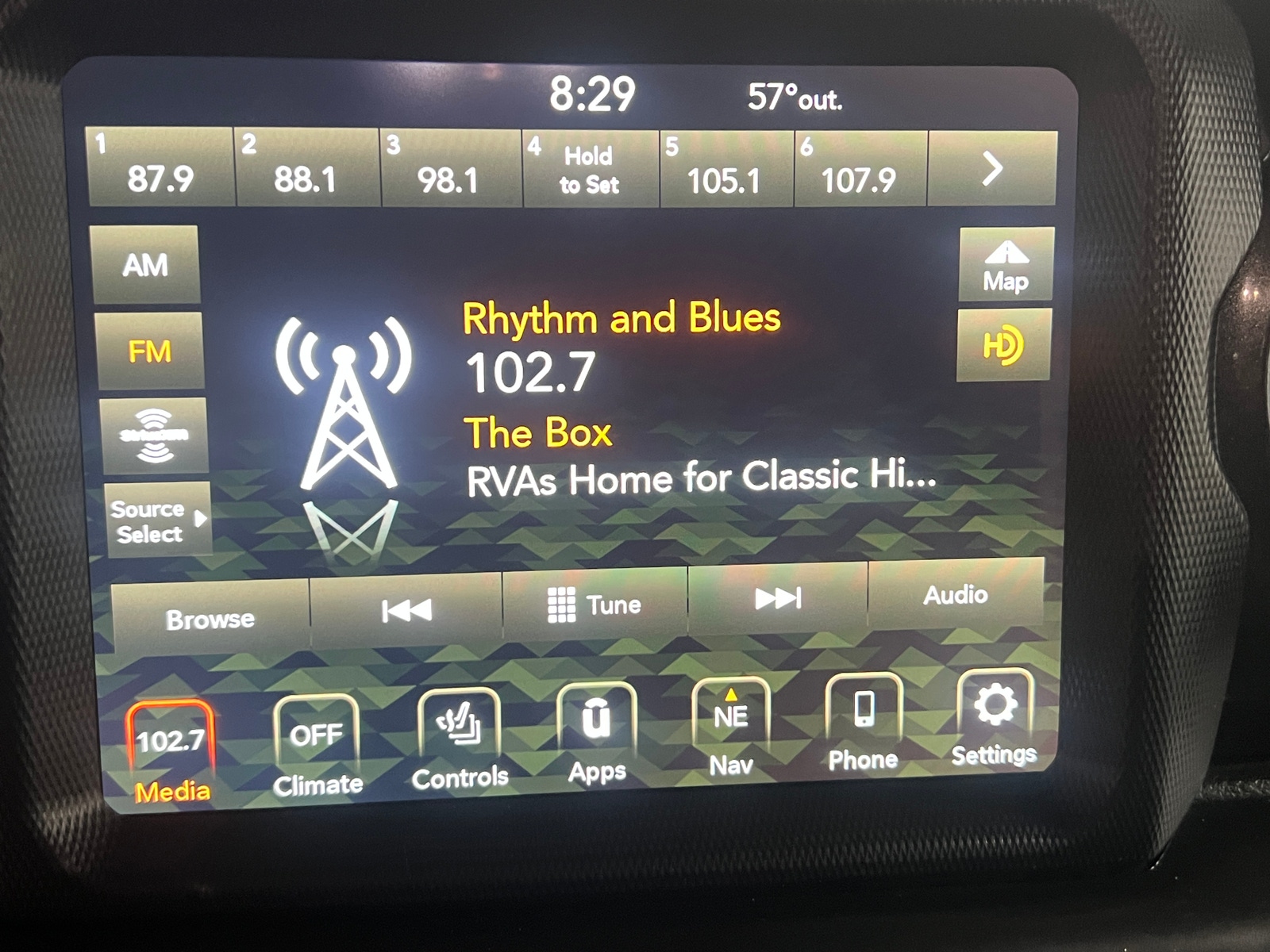 Thumbnail: 2022 Jeep Wrangler - 3