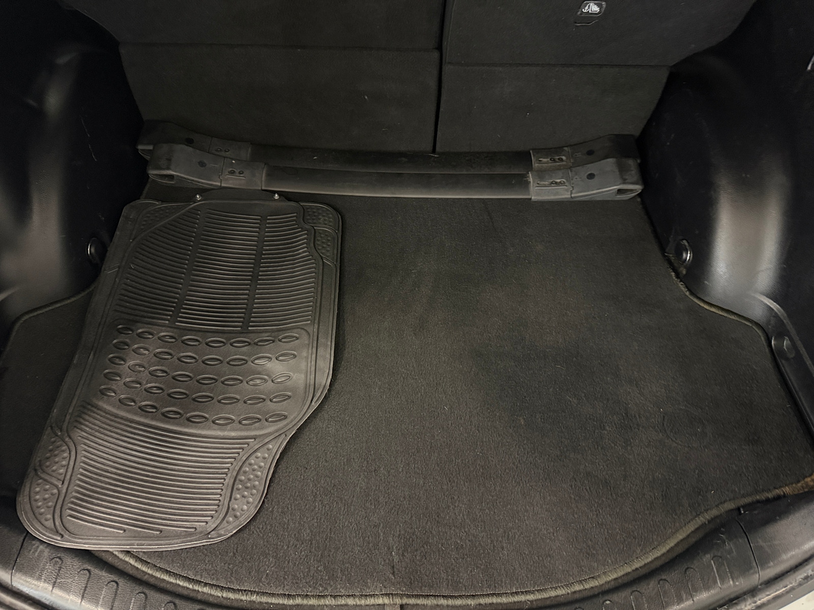 Thumbnail: 2018 Toyota RAV4 - 7