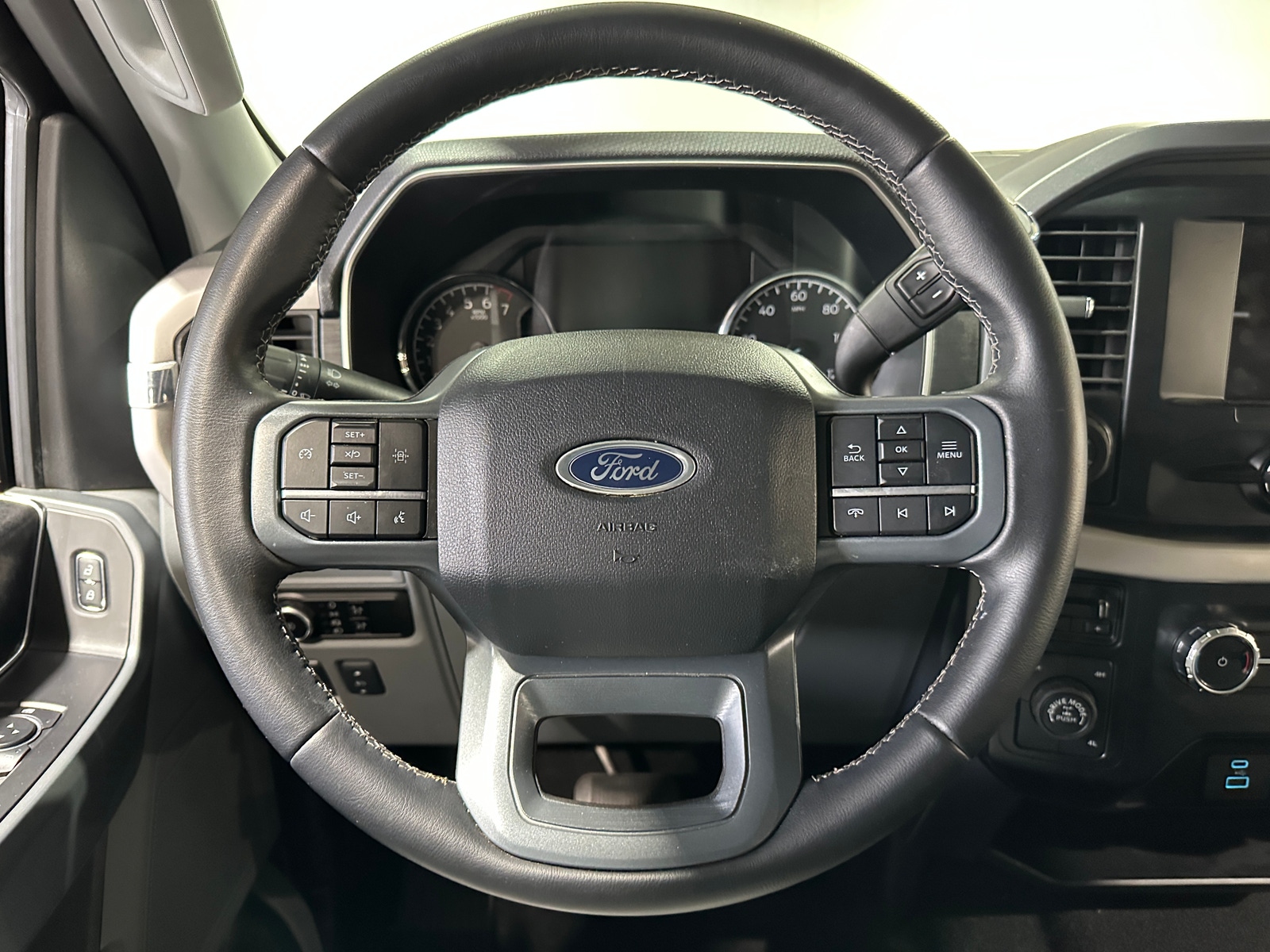 Thumbnail: 2023 Ford Econoline - 5