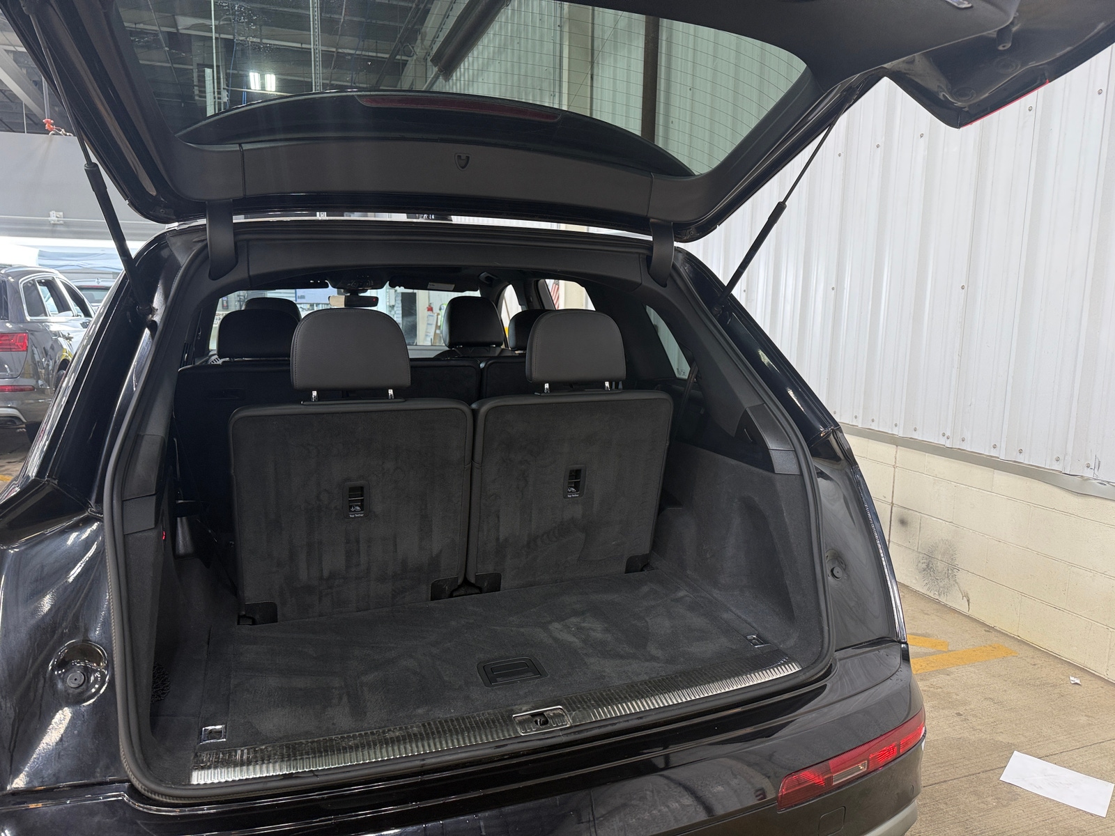 Thumbnail: 2018 Audi Q7 - 6