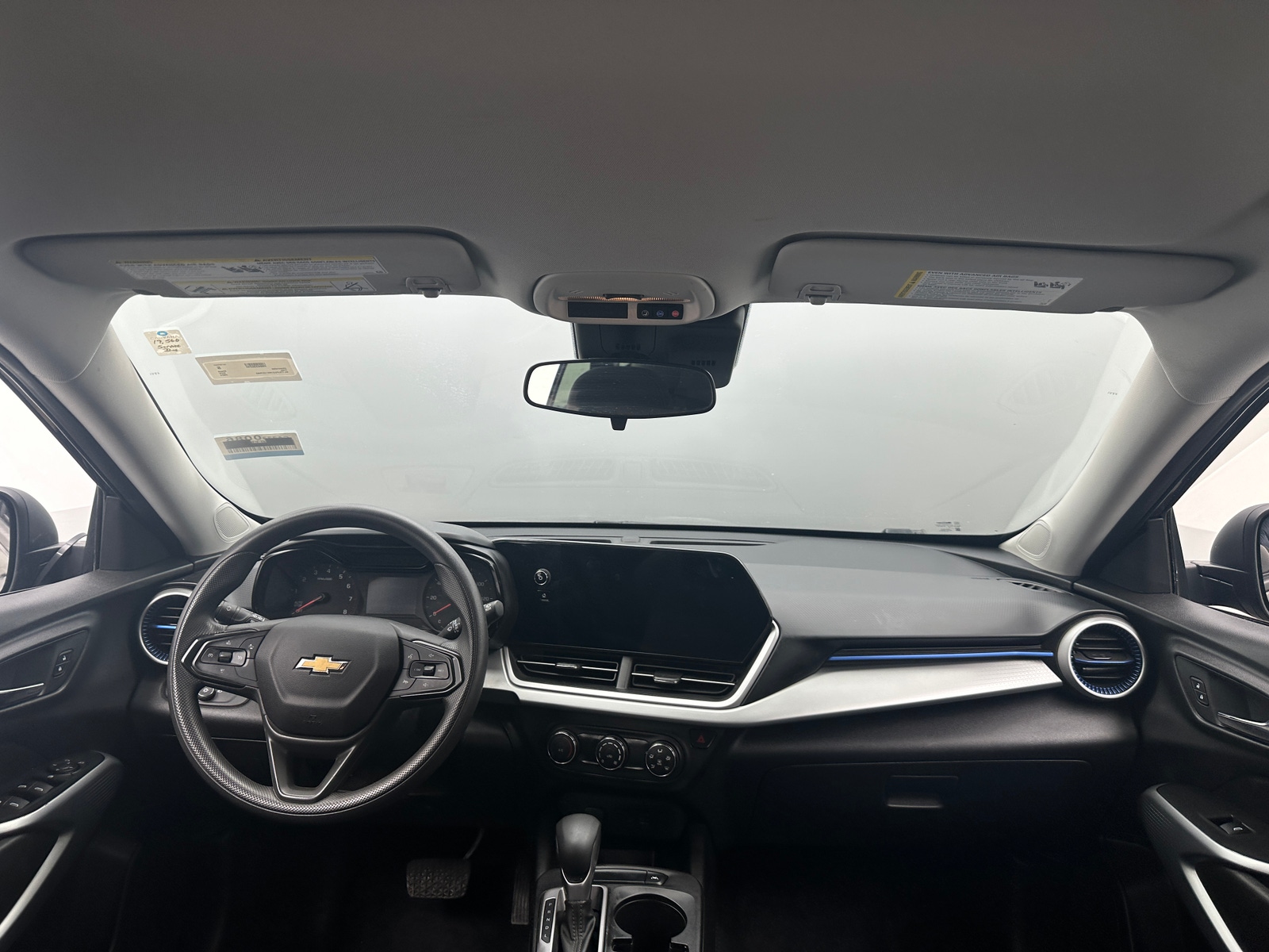 Thumbnail: 2024 Chevrolet Trax - 3