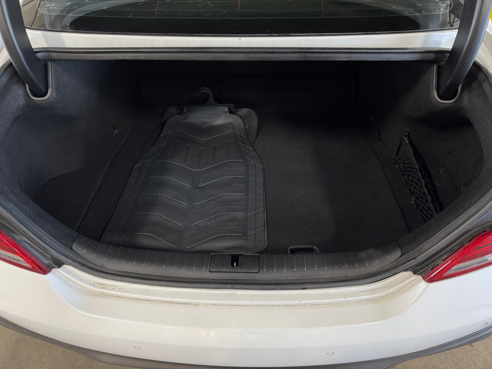 Thumbnail: 2021 Genesis G70 - 6