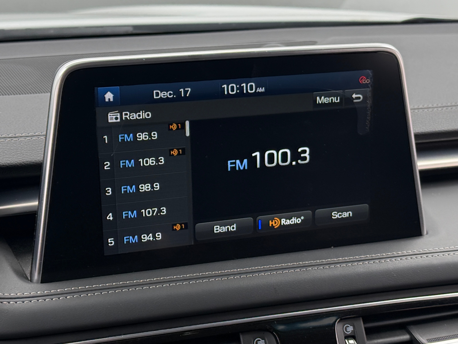 Thumbnail: 2021 Genesis G70 - 3