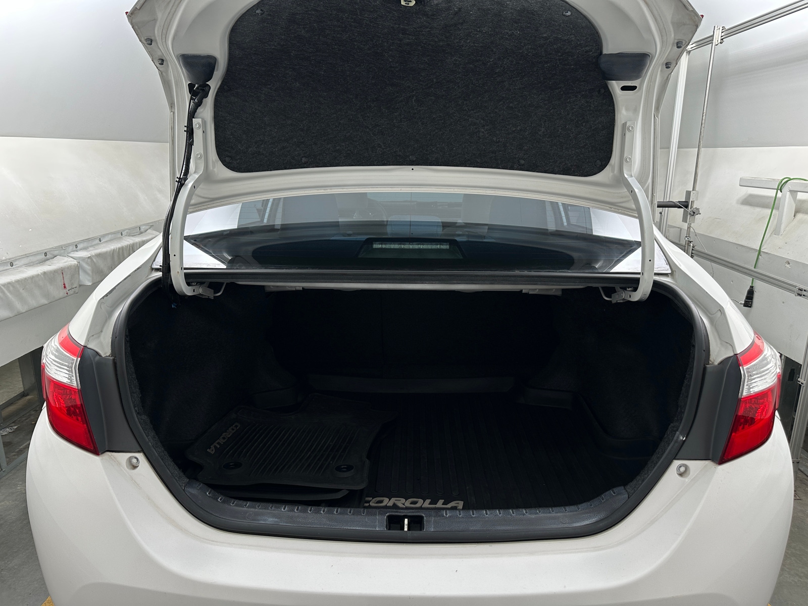 Thumbnail: 2014 Toyota Corolla - 7