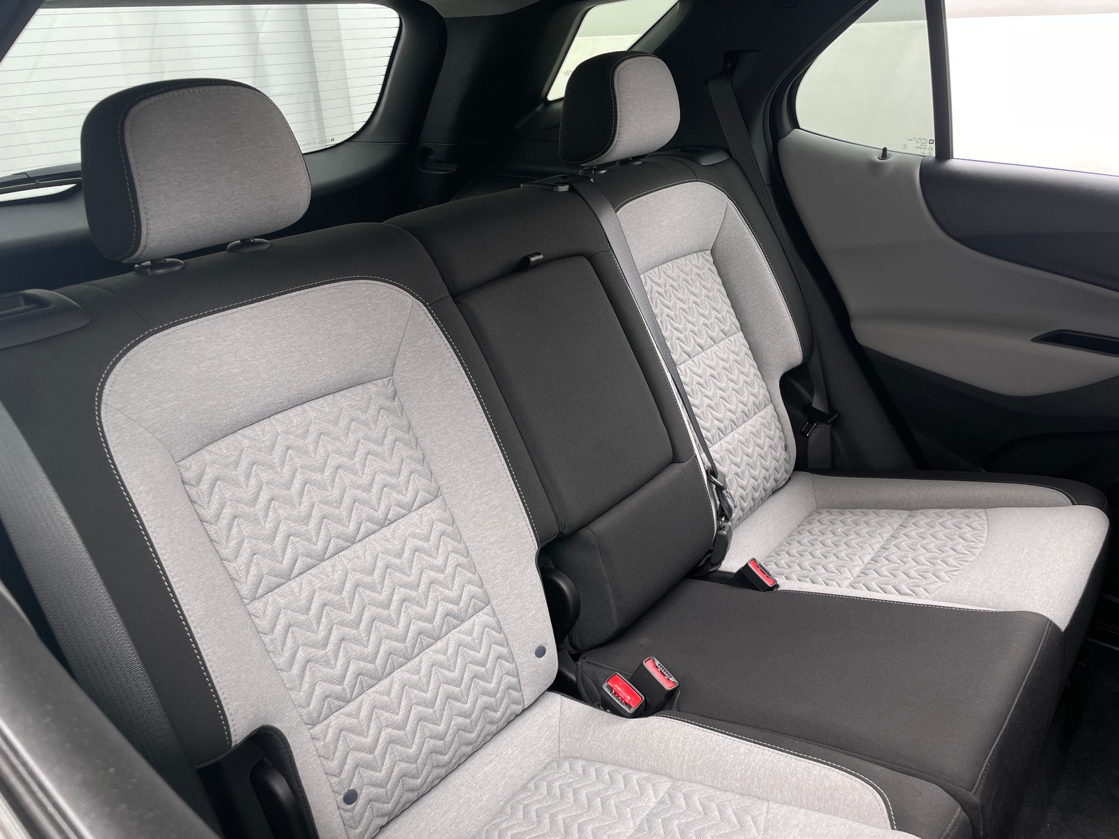 Thumbnail: 2022 Chevrolet Equinox - 6