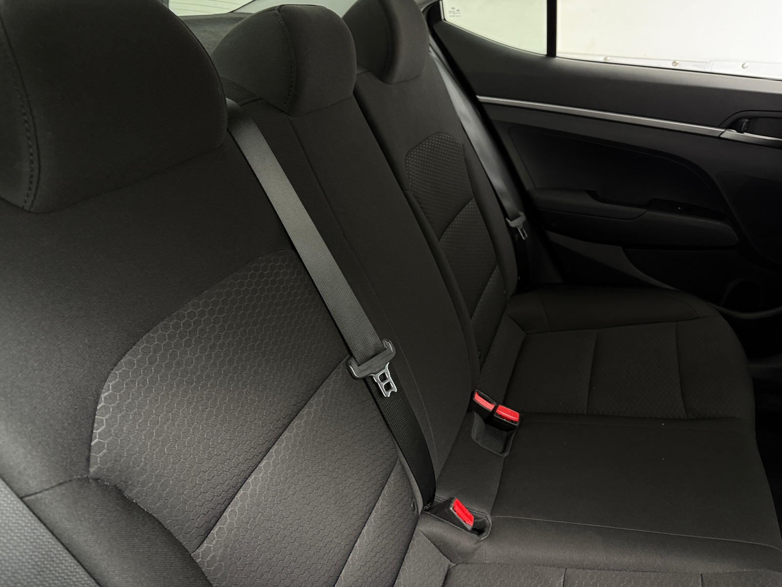 Thumbnail: 2020 Hyundai Elantra - 6